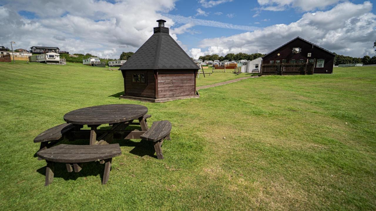 Caravan Rabbit House No 81 At Three Lochs Holiday Park Newton Stewart Exterior foto